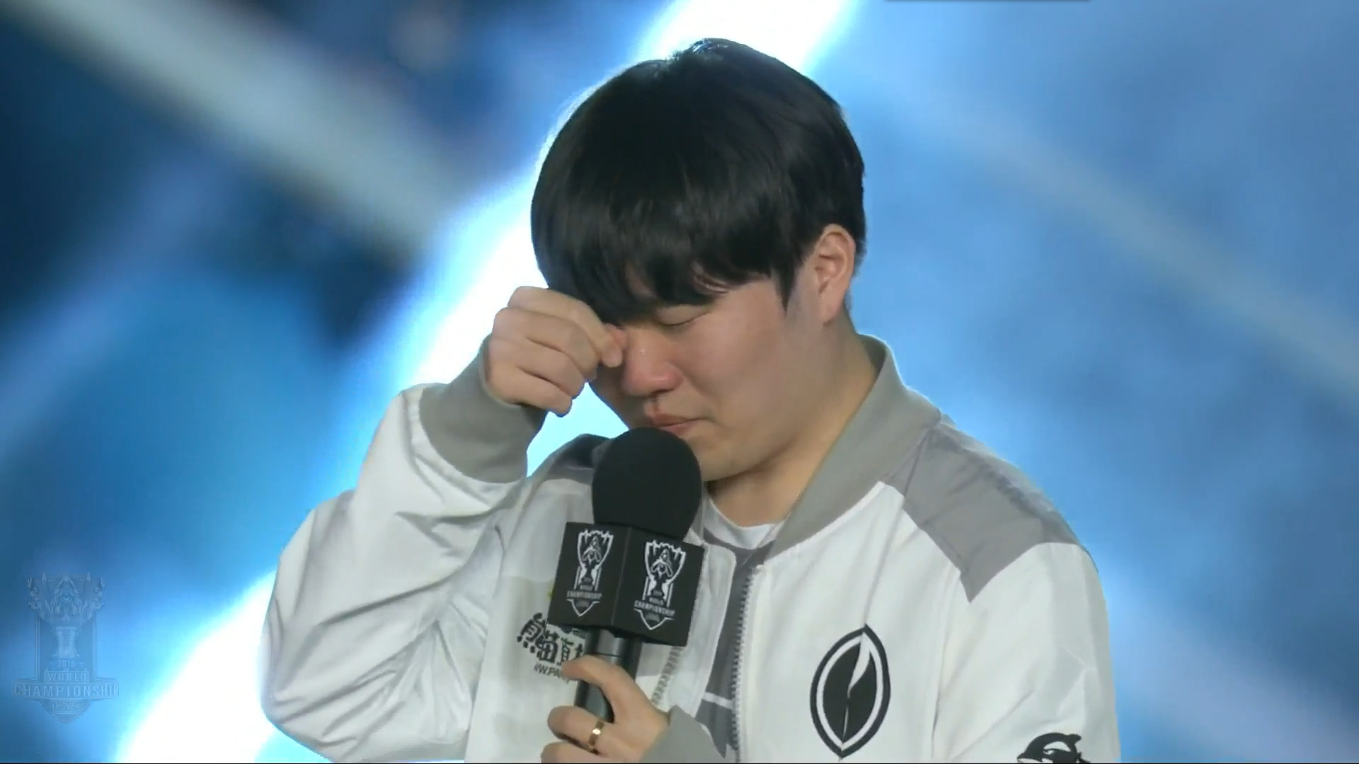 LPL冒泡赛是日首发：16：00 RNG vs EDG (BO5)，Junjia上了！