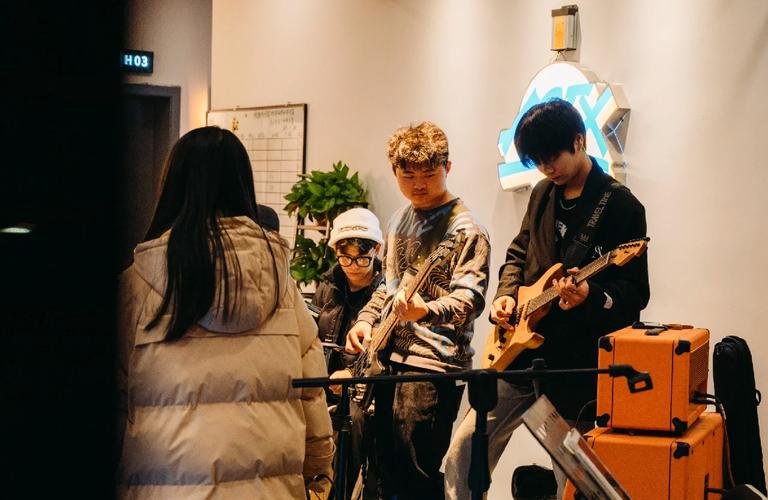 【赛前预告】2025LPL春季赛 1月23日 FPX vs SN