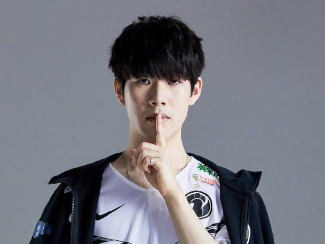 Brollan：Vitality强得把CS比赛打成表演赛